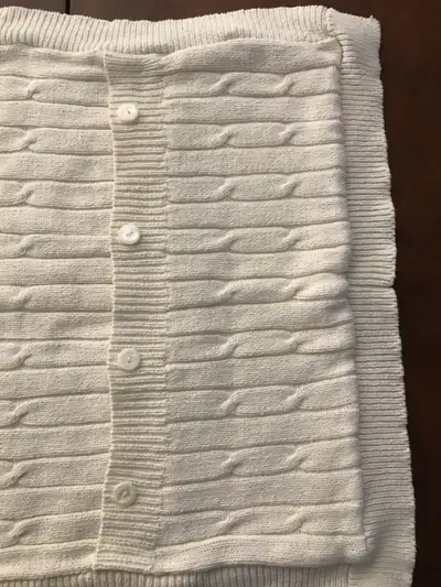 Twin Sweater Duvet/Blanket with 2 Shams. $45, View more