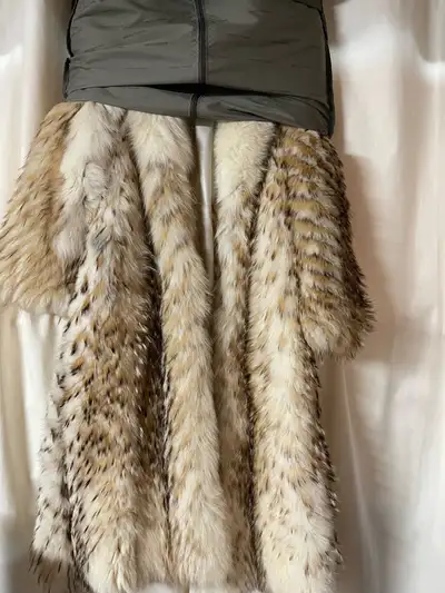 Full Length Lynx Fur Coat Hudson’s Bay, View more