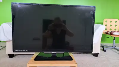 Phillips 32" TV, View more
