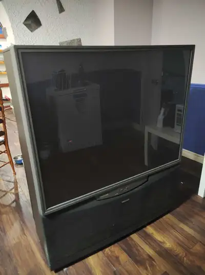 Téléviseur rétro , View more