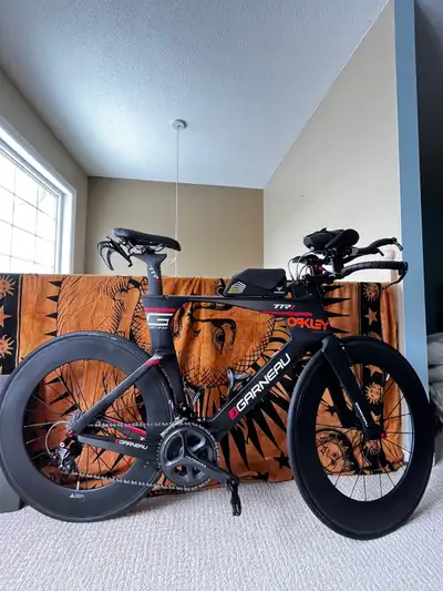 Garneau Gennix TR1 2016 Absolutely mint condition, used indoors on a trainer mainly. Frame size 56,...