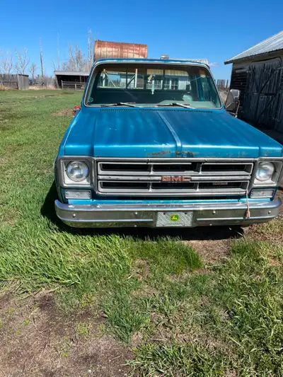 Comes as is, hasn’t ran since last summer. Needs lots of TLC, not sure what kind but know it needs s...