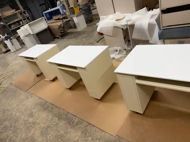 Professional Nail Salon Tables