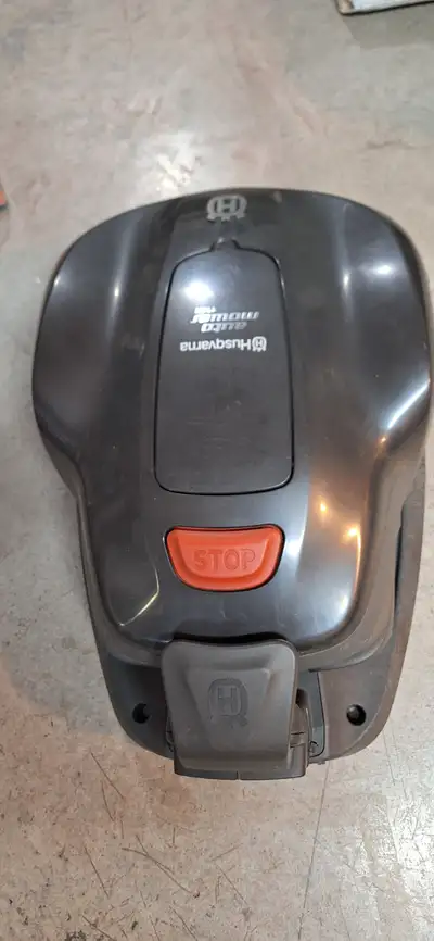 Robot tondeuse Usqvarna 115H, View more