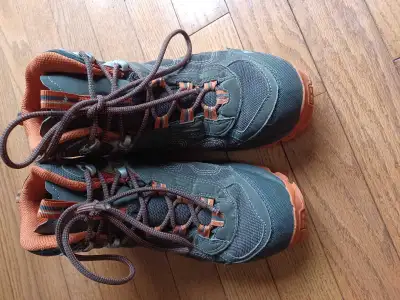 bottes de randonnée Quechua 39, View more