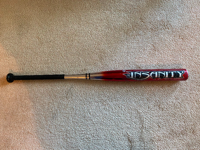 Worth Insanity Slow Pitch Aluminum Softball Bat 34 In./28 Oz in Baseball & Softball in Oakville / Halton Region - Image 2