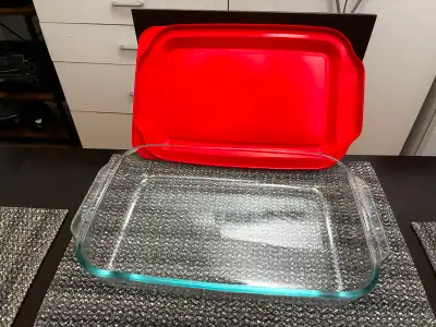 Articles pour la cuisine à vendre. Kitchen items for sale., View more