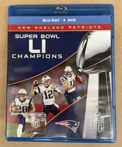 NFL Films New England Patriots Super Bowl LI Champions Blu-Ray Preowned discs and case in good condi...