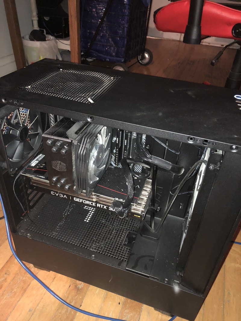4 month old Personal pc build Evga 3080 ryzen 9 5900x Desktop