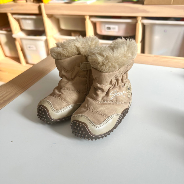 Toddler winter boots size 4 in Clothing - 12-18 Months in Mississauga / Peel Region