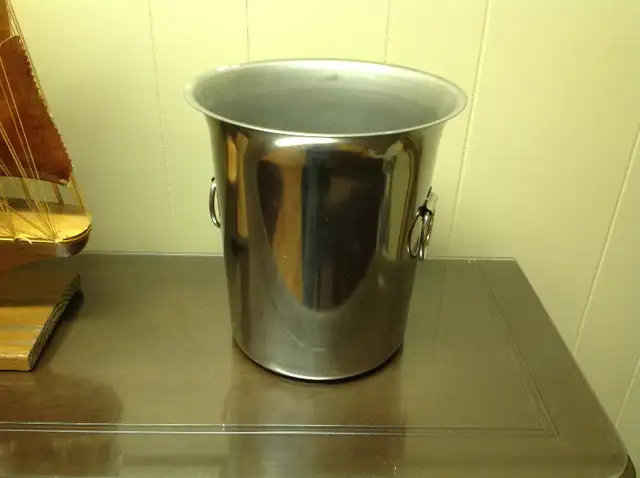 cache pot pour plante d'intérieur in Other in Rimouski / Bas-St-Laurent - Image 2