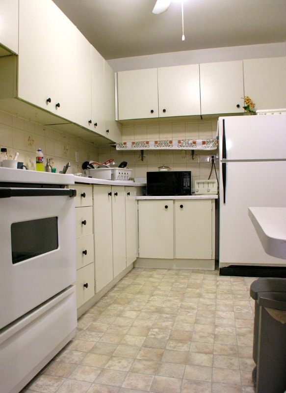 Student Room for Rent In Waterloo near Universities and College Room