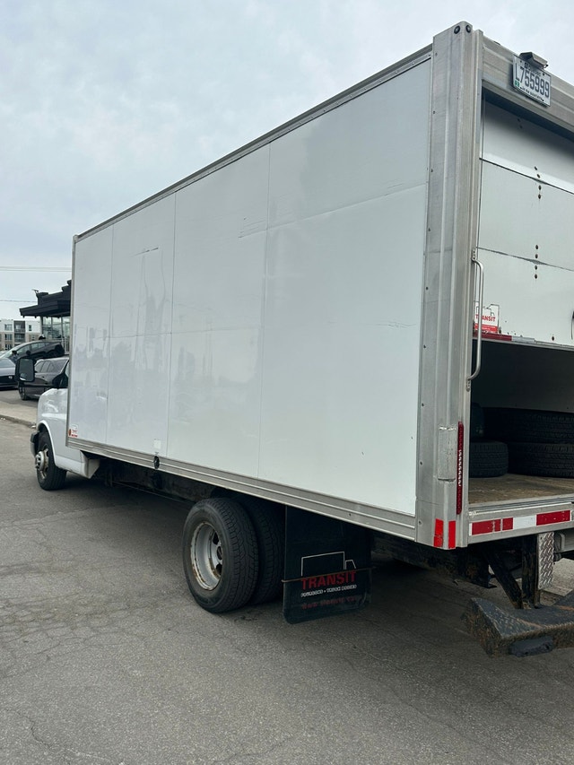 2017 GMC TRUCK — photo 4