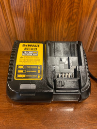 DeWalt Battery Charger-DCB115 Fast charging - new
