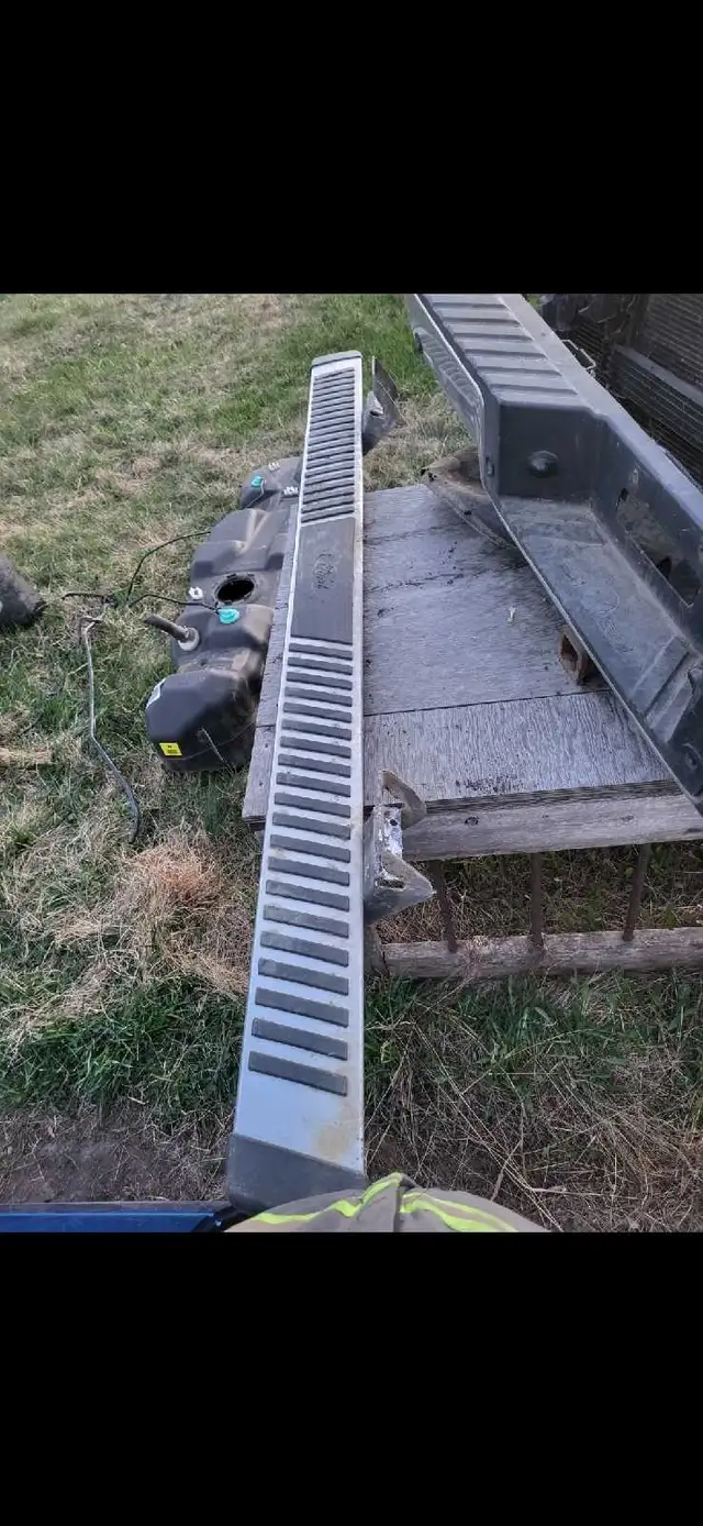 f150 parts  2004 to 2014 call 780-231 3960 in Auto Body Parts in Edmonton - Image 8