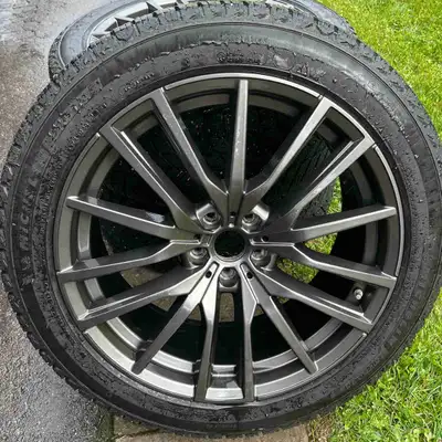 255/45/20 Michelin X-ice Snow Suv tires on replika 20”rims. 9/32 tread left on all tires. 5x112 bolt...