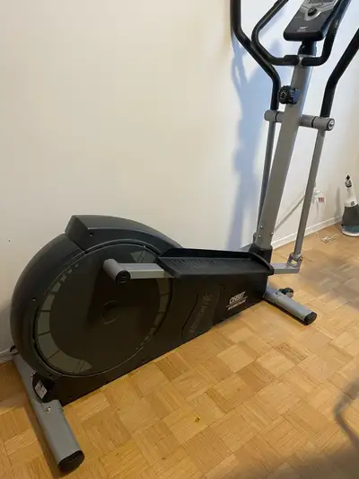 Fabrication allemande Bremshey, utilisé ‘seulement quelques fois, comme neuf, très solide peut suppo...