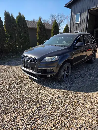2011 Audi Q7 TDI Diesel parts. Runs and drives. Has 405xxxkm Let me know if you need parts Call or t...