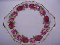 Vtg Royal Albert “Old English Rose” Cake/Sandwich Plate