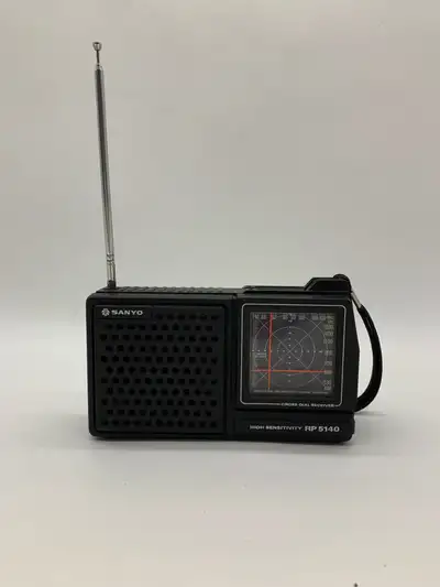 Sanyo RP 5140 Vintage Portable Radio Working, View more