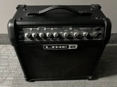 LINE 6 SPIDER IV 15 WATTS GUITAR COMBO AMP STUNNING MINT $220, View more