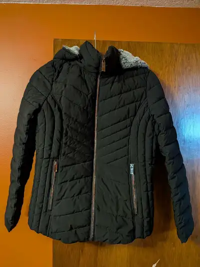 Used, in Great condition. Women's Size: Small Jacket.