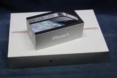 Apple Ipad/Iphone Boxes / Empty Boxes / Gift Boxes BOX ONLY Excellent for packing small gifts $5 for...