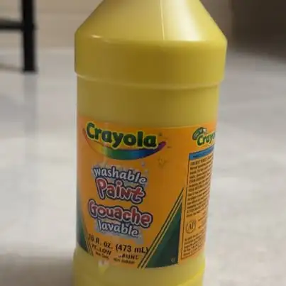 Crayola Yellow Washable Paint 16 fl oz (Half full)