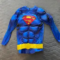 ***BRAND NEW*** Superman Shirt with Belt Costume - Fits 8-10 yrs