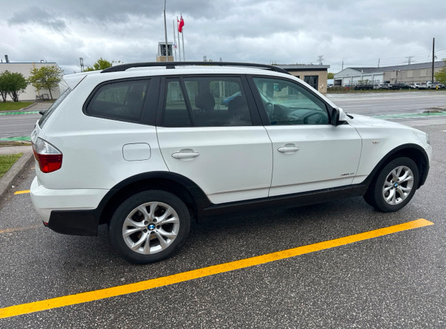 2010 bmw x3 in Cars & Trucks in Ottawa - Image 3