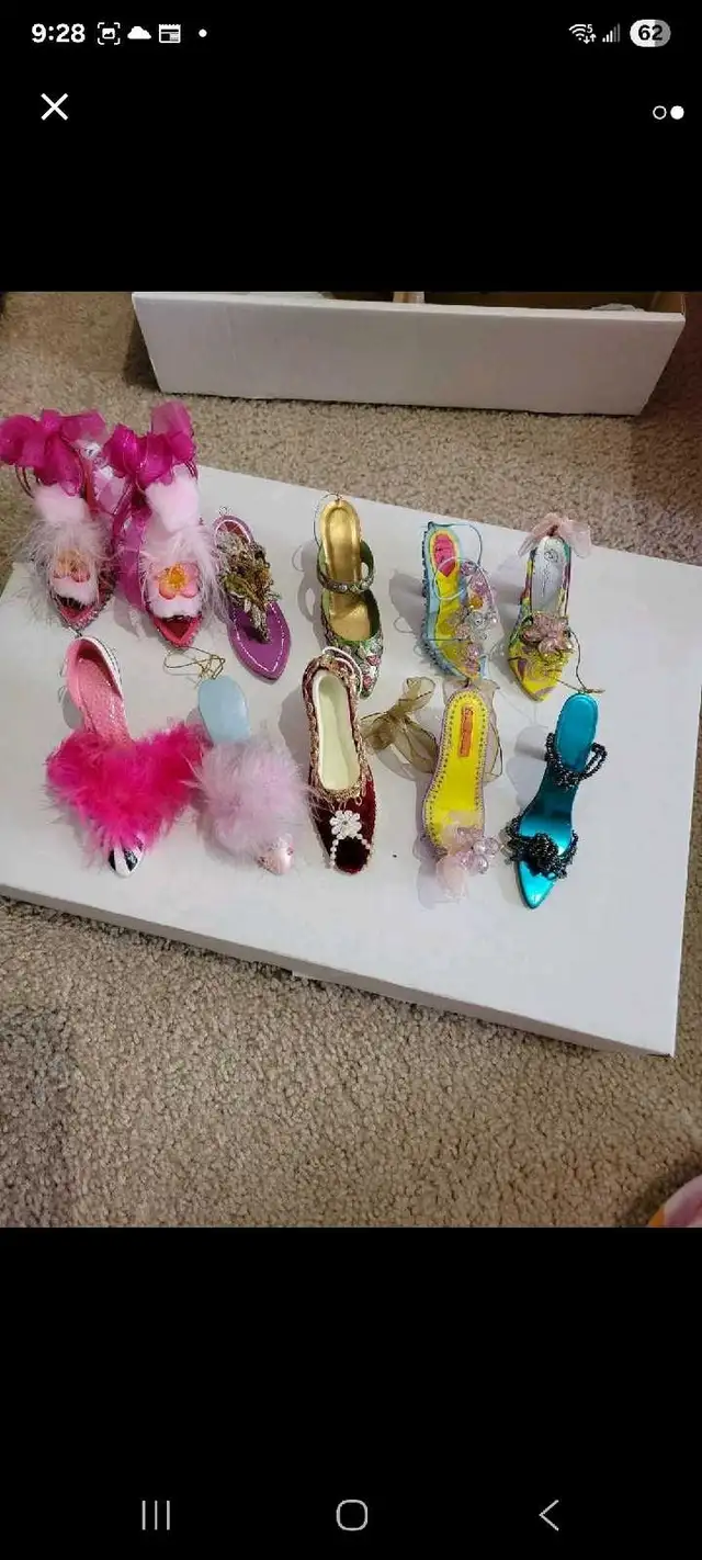 shoe ornaments  in Holiday, Event & Seasonal in Oshawa / Durham Region - Image 2