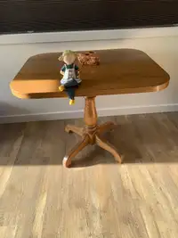 Small Dîner table 