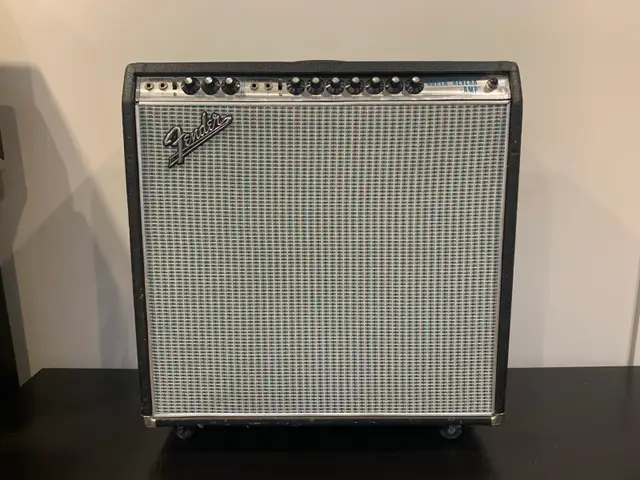 Fender Super Reverb 1969 tout original in Amps & Pedals in Sherbrooke - Image 2