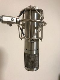 Sterling Audio ST69 Multipattern Tube Condenser Microphone