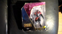 LEAGUE of LEGENDS Collectable Figurine's