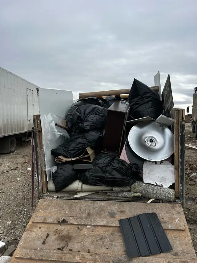 BEST PRICED JUNK REMOVAL & SCRAP METAL in Other in Calgary - Image 7