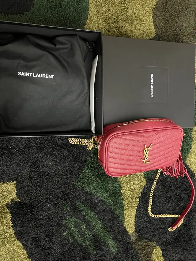 YSL Mini Lou leather bag $1650 IG: @SoleWorldWideHype in Women's - Bags & Wallets in City of Toronto - Image 4