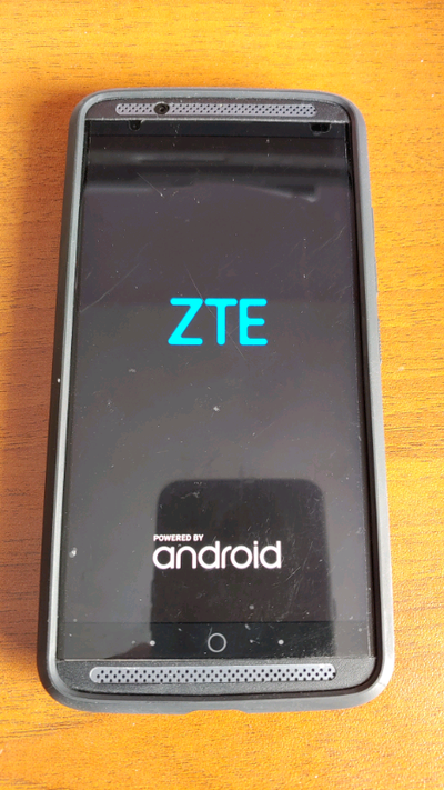 ZTE Axon 7, View more