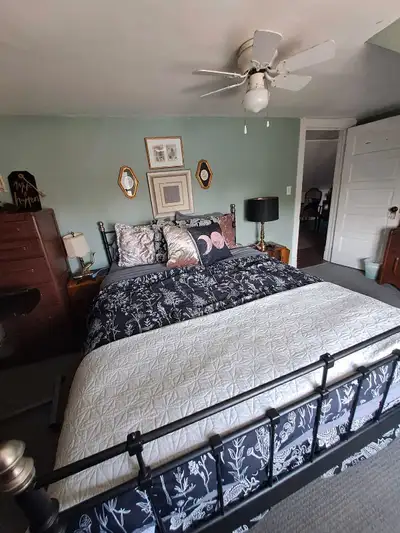 TRADE OR STUDENT ROOM FOR RENT
