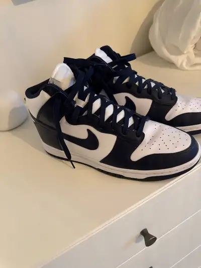 Nike Dunk High Navy size 11, View more