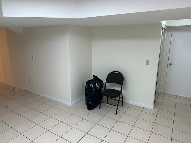 Basement apartment for rent62864375114370122