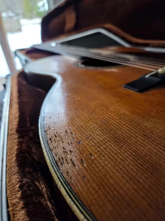 1950 Martin 000-28 (trade) in Guitars in Gatineau - Image 3