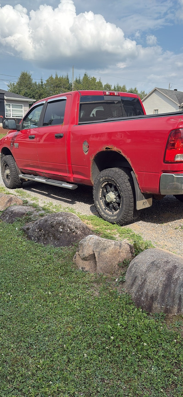 Dodge ram 2500 2012 cummins 6.7 — photo 2