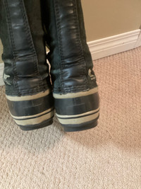 Sorel’s size 5 (women’s or youth)