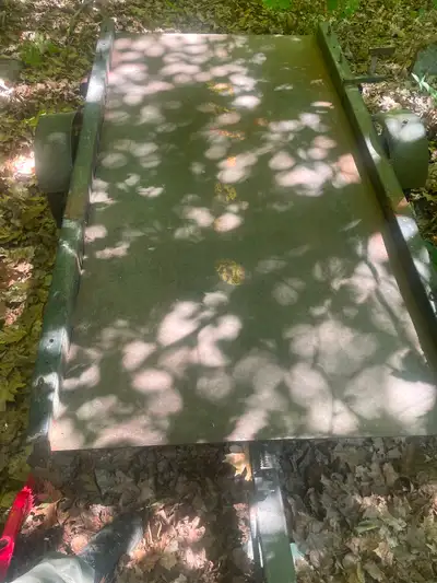 Flat Deck and Tilt Trailer perfect for one ATV, a snowmobile or riding lawn mower. Has a stainless s...