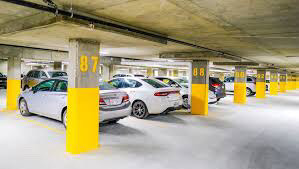 Indoor Parking for rent available immediately  dans Entreposage et stationnement à louer  à Ville de Montréal - Image 2