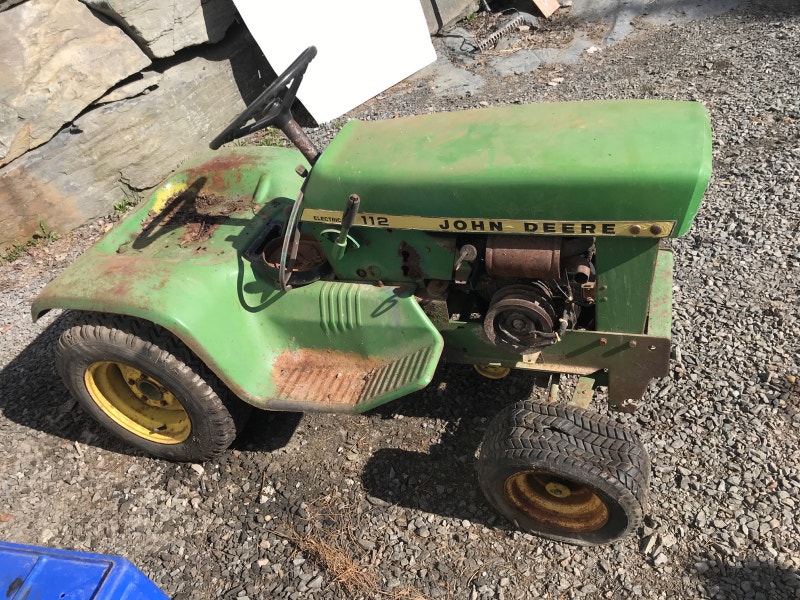 Old John Deere tractor Farming Equipment Sudbury Kijiji