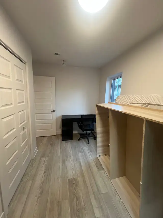 ✨Appartement Privé à louer au centre-ville  7 1/2 in Long Term Rentals in City of Montréal - Image 16