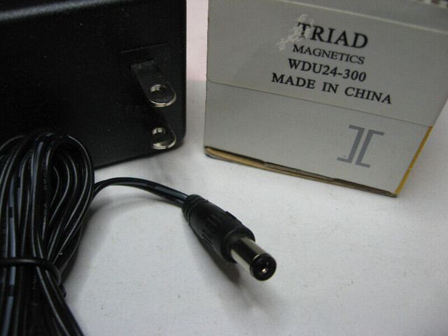 AC Adapter Wall Triad WDU24-300 24V DC 300ma Out New dans Appareils électroniques  à Ouest de l’Île - Image 4