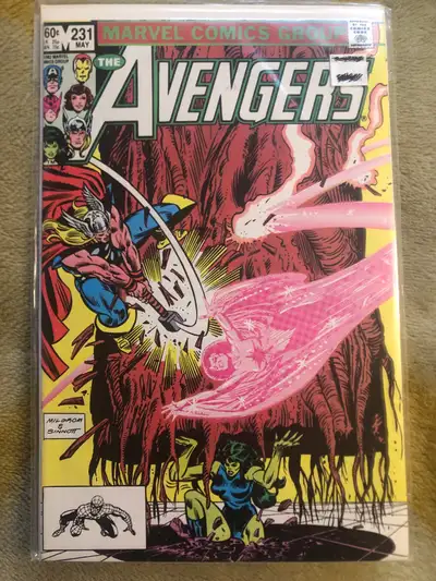 Marvel Comic Books THE AVENGERS Volume 1 Issue #231 (May 1982). Writer: Roger Stern. Thor/Captain Ma...
